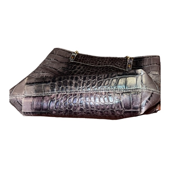 Michael Kors Totes - Picture 7 of 7